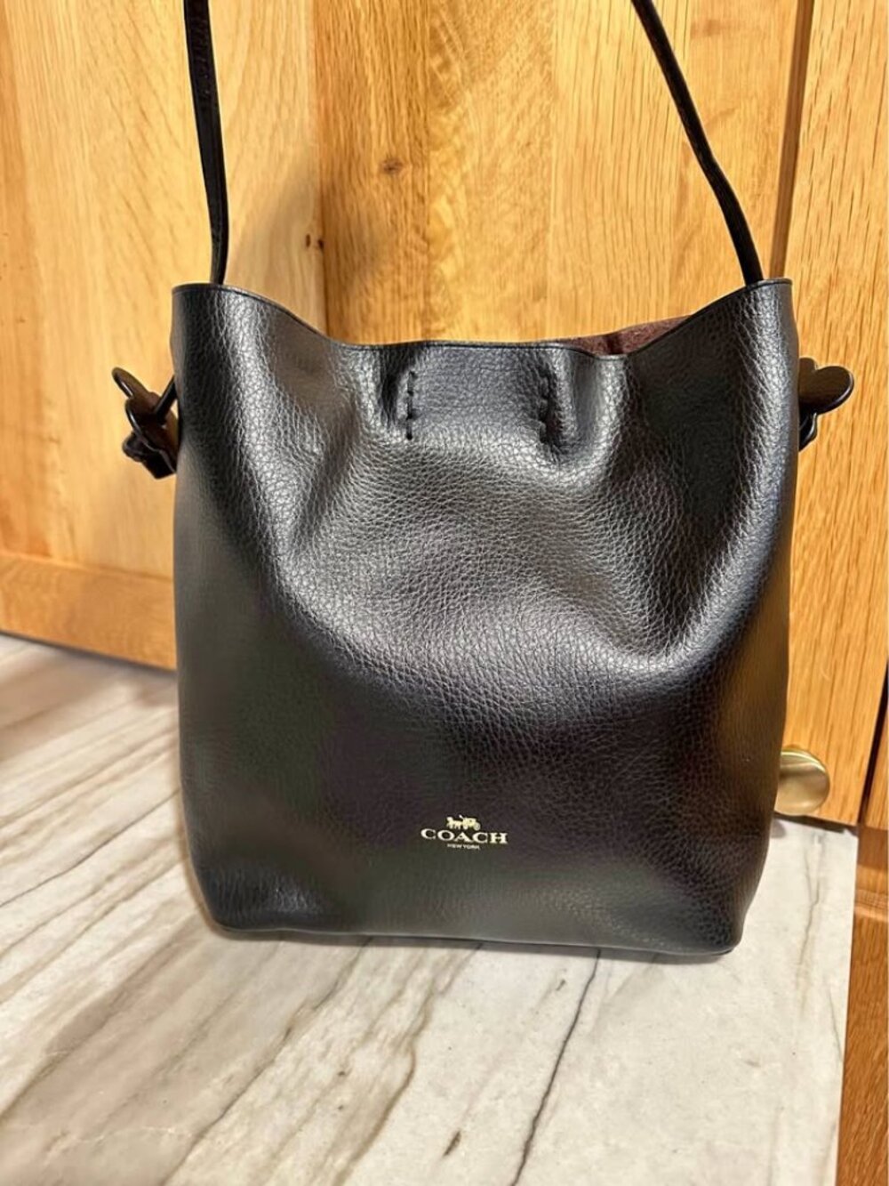 Coach Derby Crossbody Flower Bag F58661 – Black Pebbled Leather & Wine Suede